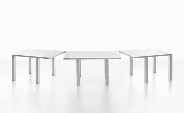 Sistema di tavoli modulari, in marmo Bianco di Carrara, finitura levigata