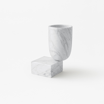 Undervase vase in marble